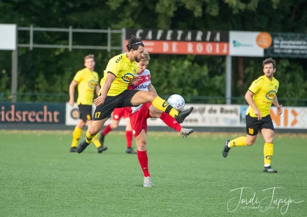 FC De Bilt - v.v. Woudenberg – sportfotografie door Fotografie Jordi