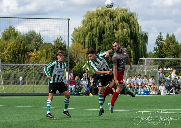 v.v. Tricht - FC De Bilt (0-2) – foto 4 van 21