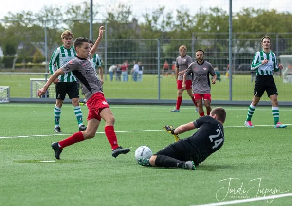 v.v. Tricht - FC De Bilt (0-2) – foto 6 van 21