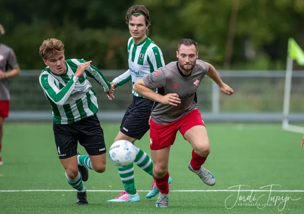 v.v. Tricht - FC De Bilt (0-2) – foto 15 van 21