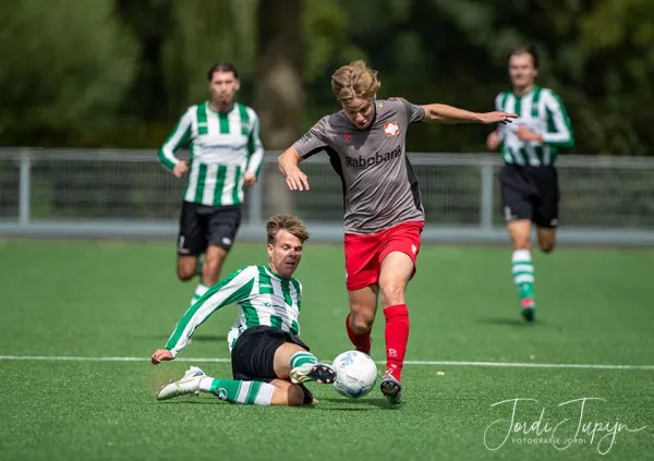 v.v. Tricht - FC De Bilt (0-2) – foto 19 van 21