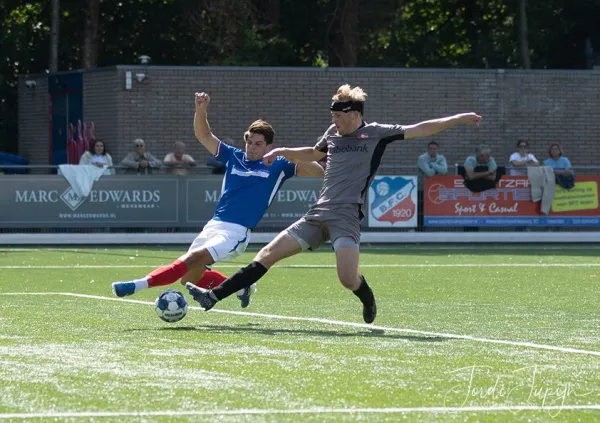 BFC - FC De Bilt (4-2) – foto 6 van 26