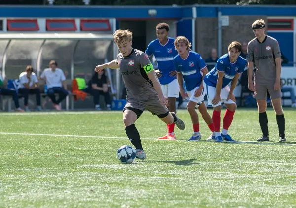 BFC - FC De Bilt (4-2) – foto 9 van 26