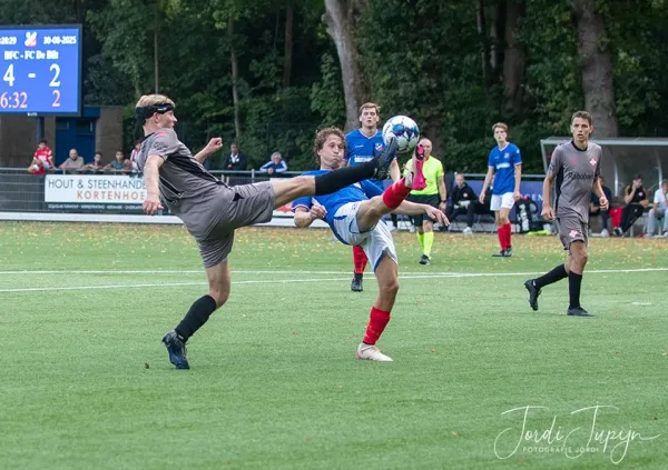 BFC - FC De Bilt (4-2) – foto 16 van 26