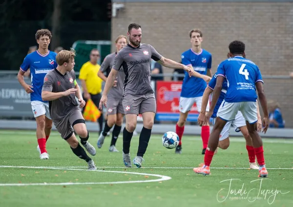 BFC - FC De Bilt (4-2) – foto 24 van 26