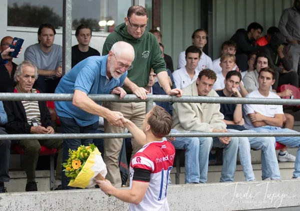 FC De Bilt - Nieuw Utrecht (0-0) – foto 5 van 28