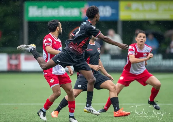 FC De Bilt - Nieuw Utrecht (0-0) – foto 11 van 28