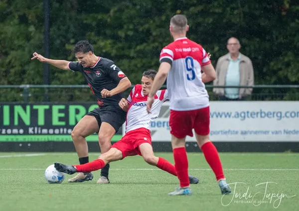 FC De Bilt - Nieuw Utrecht (0-0) – foto 18 van 28