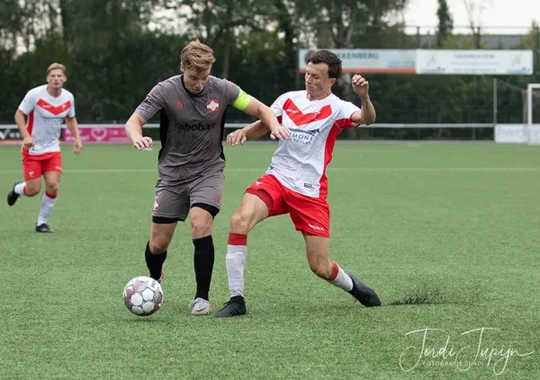 sv De Valleivogels - FC De Bilt (2-0) – sportfotografie door Fotografie Jordi