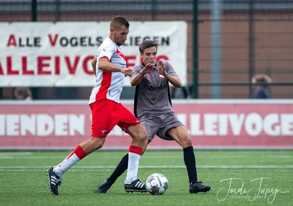 sv De Valleivogels - FC De Bilt (2-0) – sportfotografie door Fotografie Jordi