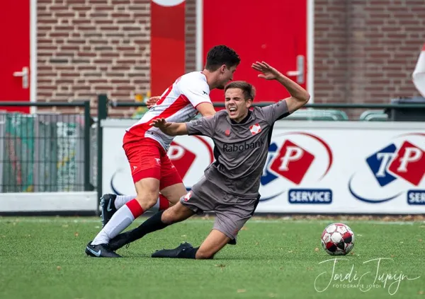 sv De Valleivogels - FC De Bilt (2-0) – sportfotografie door Fotografie Jordi