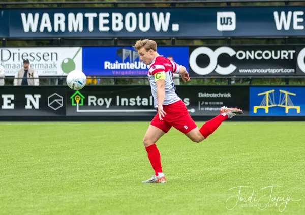 s.v. Parkhout - FC De Bilt (2-1) – foto 4 van 20