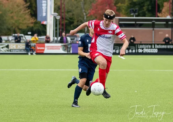 s.v. Parkhout - FC De Bilt (2-1) – foto 10 van 20