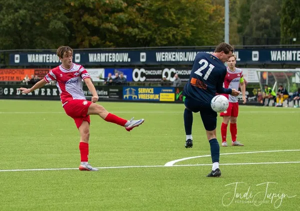 s.v. Parkhout - FC De Bilt (2-1) – foto 12 van 20