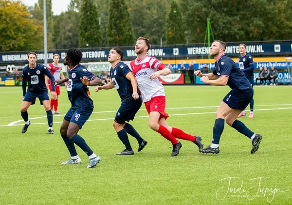 s.v. Parkhout - FC De Bilt (2-1) – foto 14 van 20