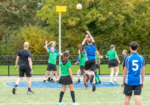 Koveni Korfbal – foto 4 van 25