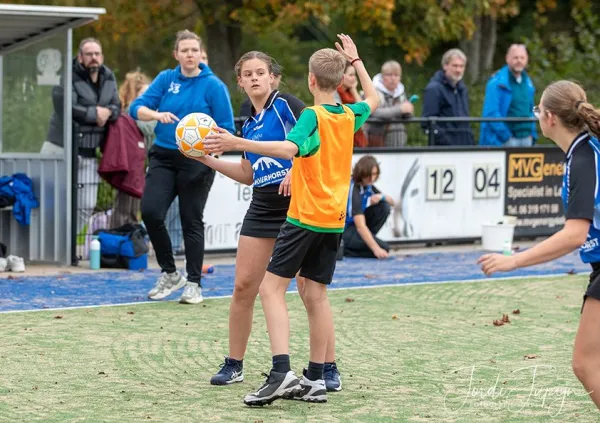 Koveni Korfbal – foto 11 van 25