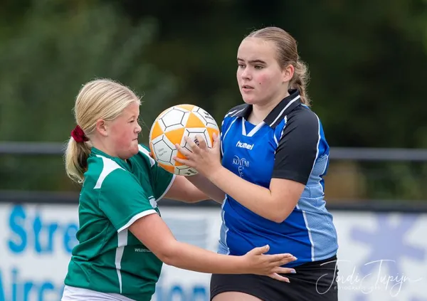 Koveni Korfbal – foto 23 van 25