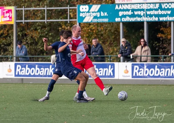 FC De Bilt - Donk (0-1) – foto 10 van 19