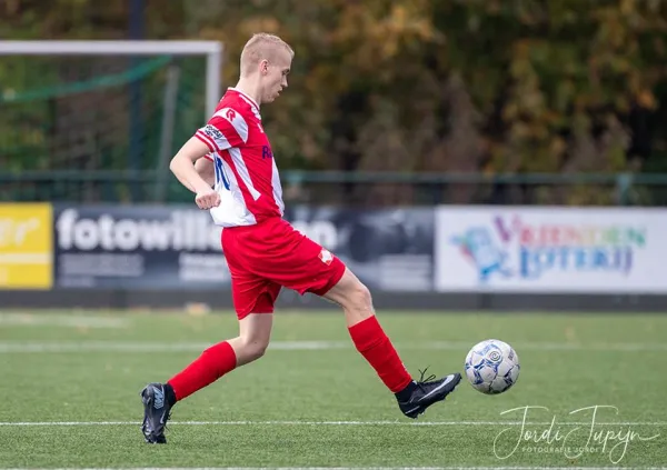FC De Bilt - Donk (0-1) – foto 13 van 19
