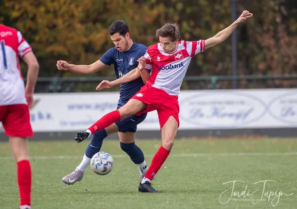 FC De Bilt - Donk (0-1) – foto 17 van 19