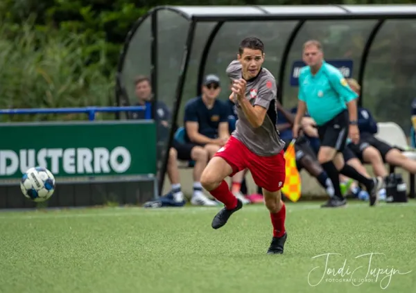 FC Victoria - FC De Bilt (3-2) – foto 6 van 24