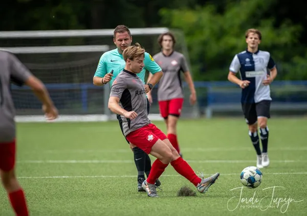 FC Victoria - FC De Bilt (3-2) – foto 12 van 24