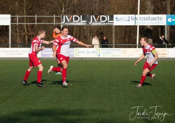 FC De Bilt - vv De Meern – sportfotografie door Fotografie Jordi