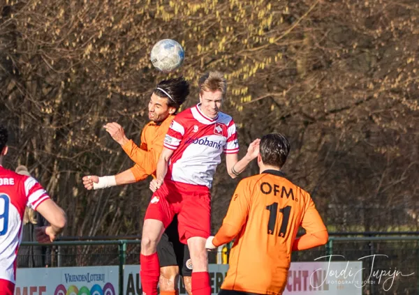 FC De Bilt - vv De Meern – sportfotografie door Fotografie Jordi