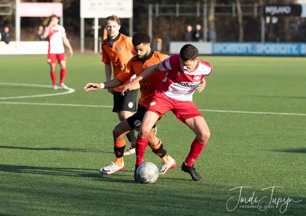 FC De Bilt - vv De Meern – sportfotografie door Fotografie Jordi
