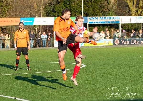 FC De Bilt - vv De Meern – sportfotografie door Fotografie Jordi