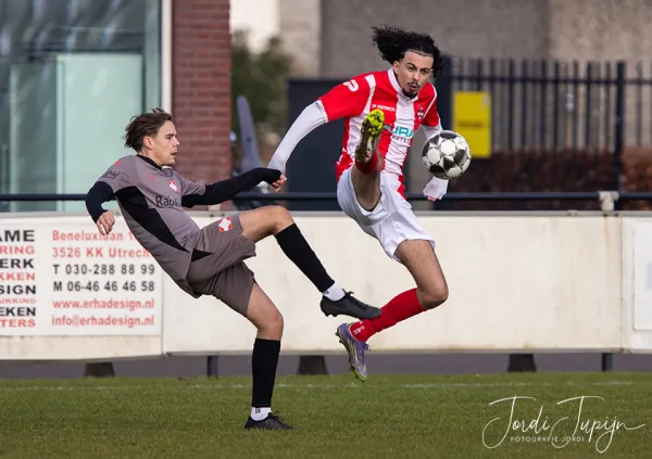 sv Nieuw Utrecht - FC De Bilt (1-1) – foto 4 van 53