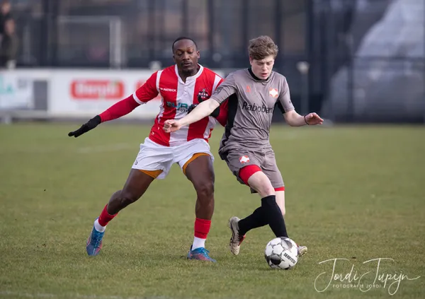 sv Nieuw Utrecht - FC De Bilt (1-1) – foto 9 van 53