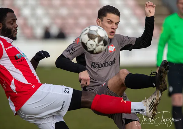 sv Nieuw Utrecht - FC De Bilt (1-1) – foto 11 van 53