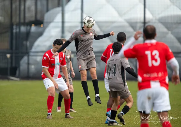 sv Nieuw Utrecht - FC De Bilt (1-1) – foto 25 van 53