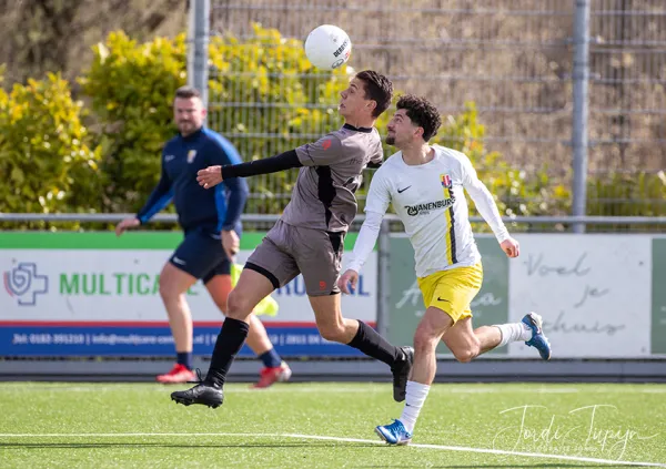 sv Donk - FC De Bilt – foto 8 van 57