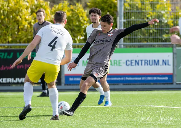 sv Donk - FC De Bilt – foto 9 van 57