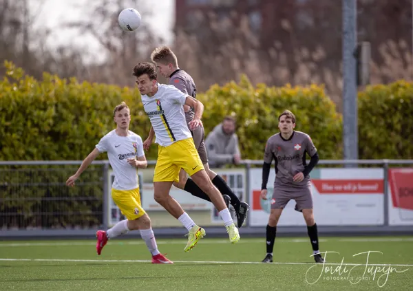 sv Donk - FC De Bilt – foto 14 van 57