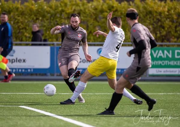 sv Donk - FC De Bilt – foto 15 van 57
