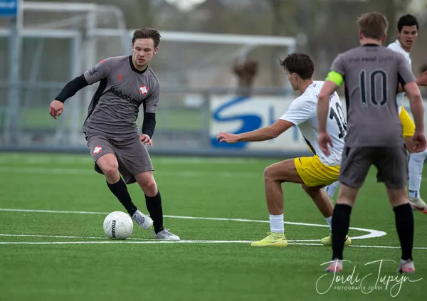 sv Donk - FC De Bilt – foto 29 van 57