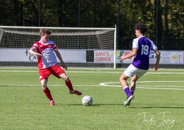 sv Zeist - FC De Bilt – foto 14 van 35
