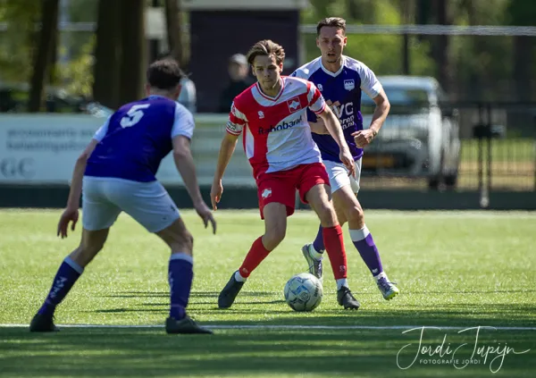 sv Zeist - FC De Bilt – foto 22 van 35