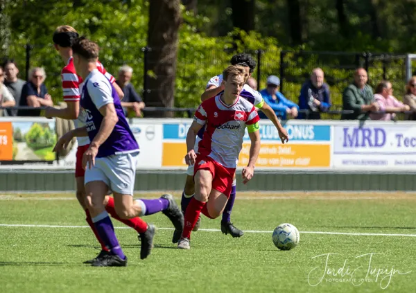 sv Zeist - FC De Bilt – foto 24 van 35