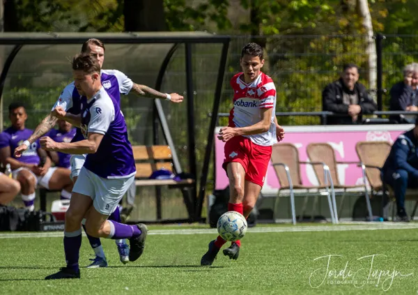 sv Zeist - FC De Bilt – foto 26 van 35