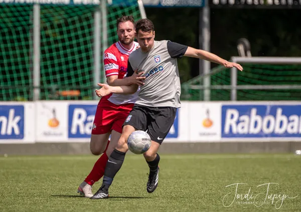 FC De Bilt - Oudewater (2-5) – sportfotografie door Fotografie Jordi