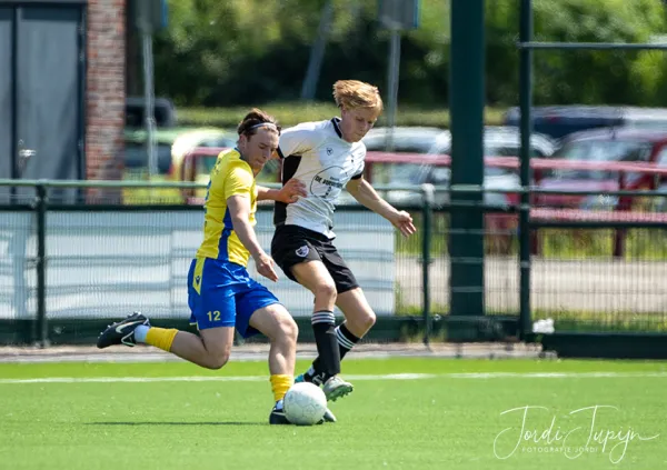 JSV 4 - Delta Sport '95 5 (4-1) – foto 40 van 63