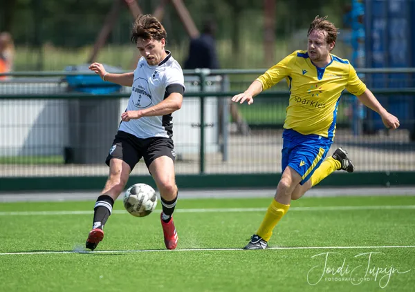 JSV 4 - Delta Sport '95 5 (4-1) – foto 43 van 63