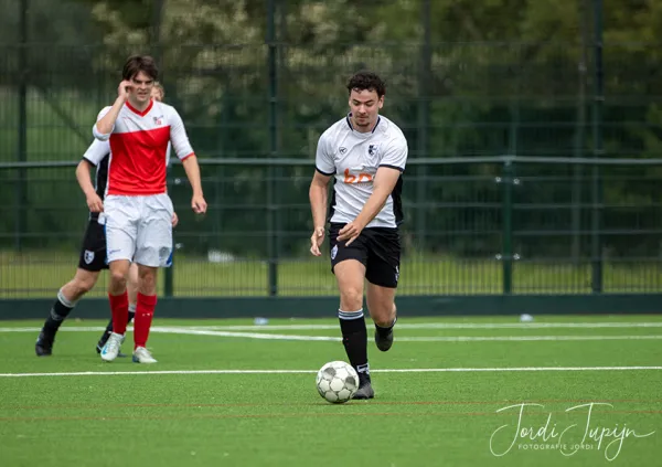 JSV O23-3 - sv DVSU O23-1 (4-0) – foto 18 van 49