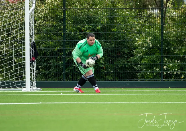 JSV O23-3 - sv DVSU O23-1 (4-0) – foto 30 van 49