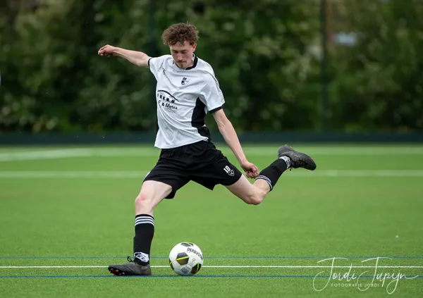 JSV O23-3 - sv DVSU O23-1 (4-0) – foto 38 van 49
